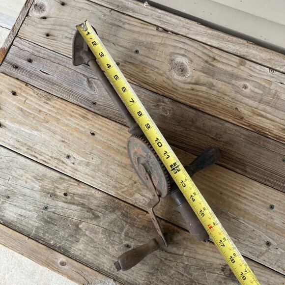 Vintage Hand Crank Shoulder Breast Drill Egg Beater Antique - Picture 2 of 8